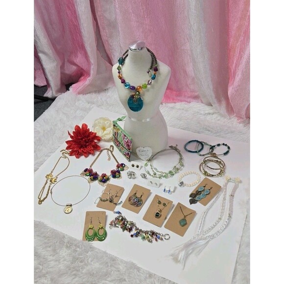 Jewelry Lot Green Garden Forest Fairy Theme Clean Curated Bundle Free Gift - Picture 1 of 16